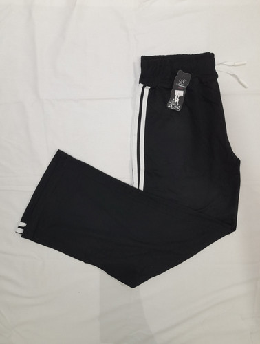 شلوار خط دار